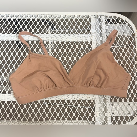 NWOT SKIMS Fits Everybody Triangle Bralette Size Medium Color Sienna - Picture 4 of 6